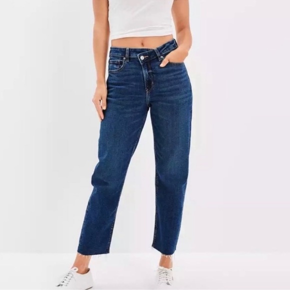 American Eagle Outfitters Denim - American Eagle AE Stretch Mom Straight Jean Dark Shadow 0/25 NWT